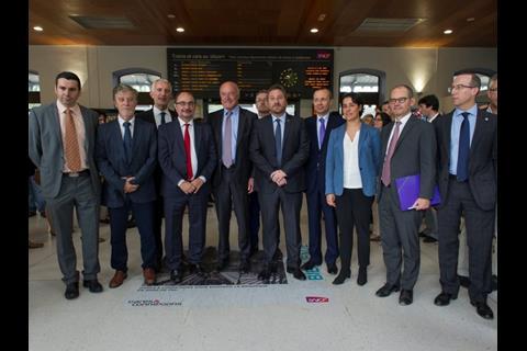 SNCF President Guillaume Pepy and SNCF Réseau President Patrick Jeantet were joined for the inauguration by regional representatives and local mayors.